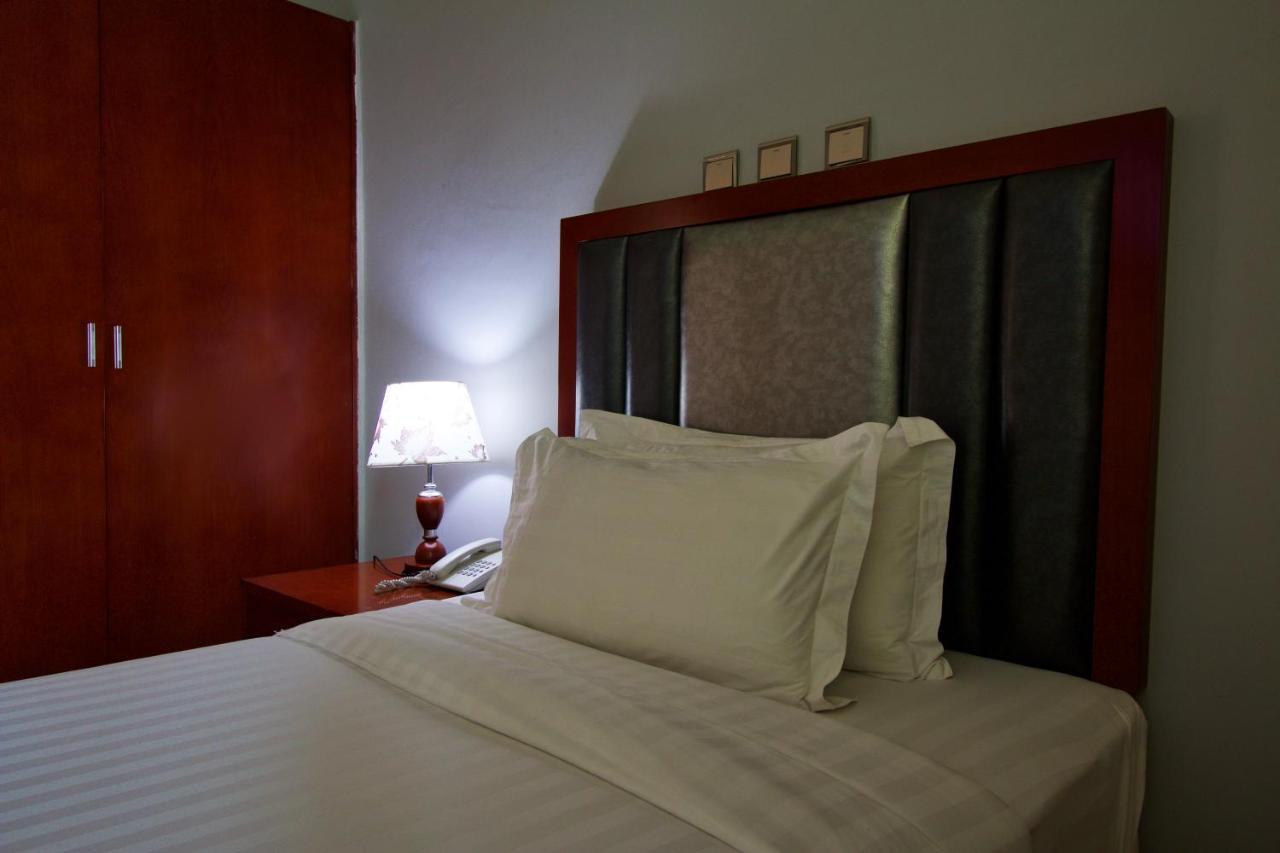 Hera Addis Hotel Exterior photo